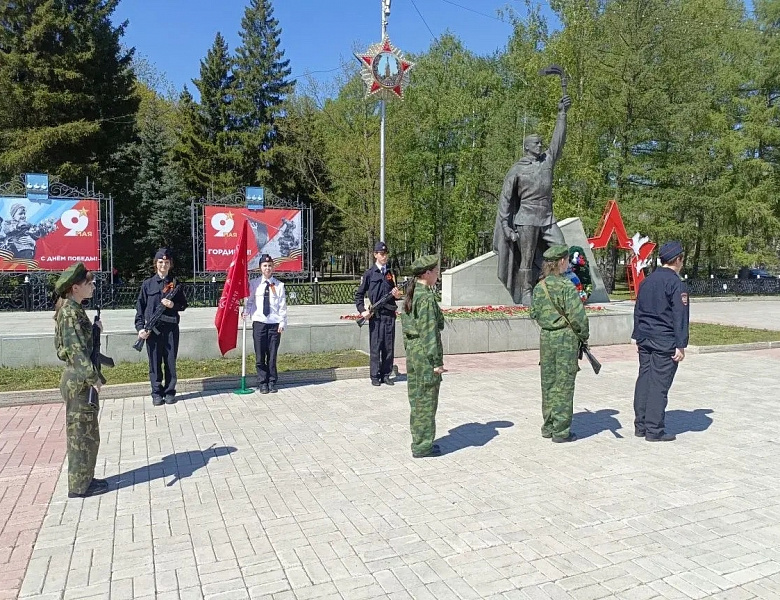 ПОЧЕТНЫЙ КАРАУЛ 